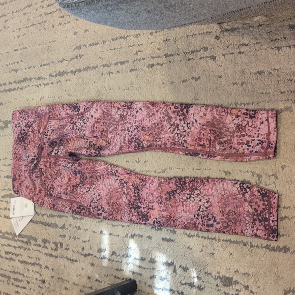 NWT Athleta Ultimate Stash High Rise 7/8 Tight - Picture 7 of 9